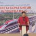 Adisatrya saat menjadi pembicara dalam sosialisasi dengan tema 'Kereta Cepat Untuk Indonesia Maju di Cilacap. (ISTIMEWA)