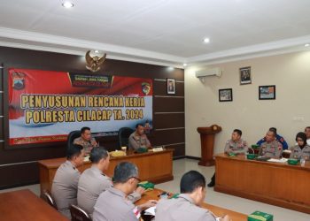 Polresta Cilacap menggelar rapat penyusunan Rencana Kerja Tahun Anggaran 2024. (ISTIMEWA)