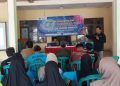 Anggota Karang Taruna Desa Ujung Alang, Kecamatan Kampung Laut, Cilacap mendapat pelatihan jurnalistik pembuatan konten di media social dalam kegiatan PWI Goes to Kampung Laut. (ISTIMEWA)