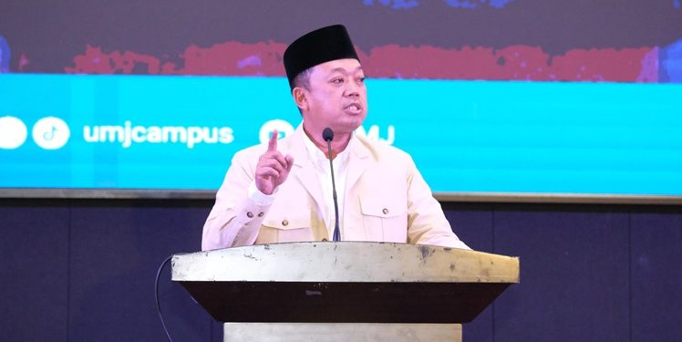 Menteri Nusron saat menghadiri acara Pengkajian Ramadan 1446 H, di Auditorium Universitas Muhammadiyah Jakarta, Tangerang Selatan. (ISTIMEWA)