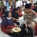 Kapolresta Cilacap Kombes Pol Ruruh Wicaksono saat berbuka puasa Bersama lansia di panti Pelayanan Sosial Lanjut Usia Dewanata, Kesugihan. (ISTIMEWA)