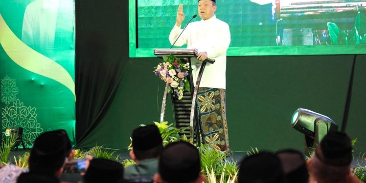 Menteri Nusron Wahid, menghadiri Tasyakur Hari Jadi ke-72 Nahdlatul Wathan sekaligus Mukernas XV Nahdlatul Wathan, di Mataram, Nusa Tenggara Barat, Kamis (01/05/2025). (FOTO : ISTIMEWA)