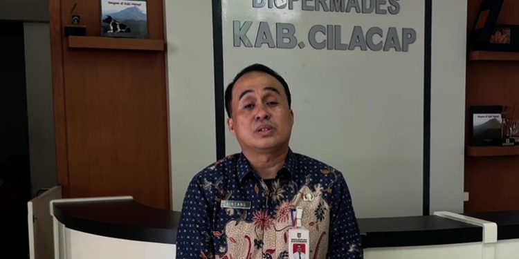 Kepala Dispermades Cilacap, Bintang Dwi Cahyono menjelaskan terkait inpovasi proyek perubahan program "BASO". (CILACAPMEDIA/Wagino)